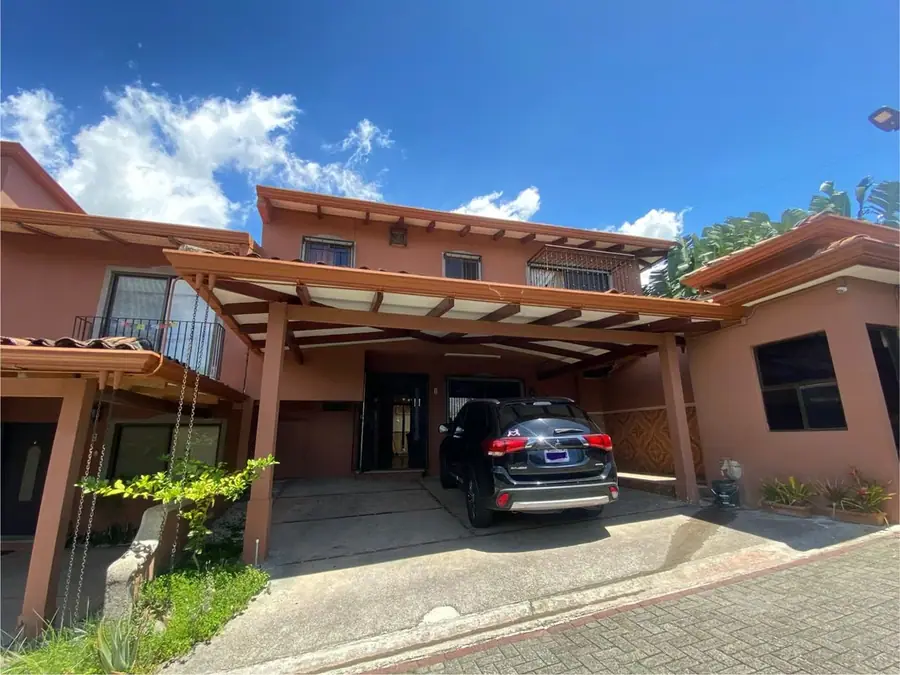 Casa en condominio en Escazú